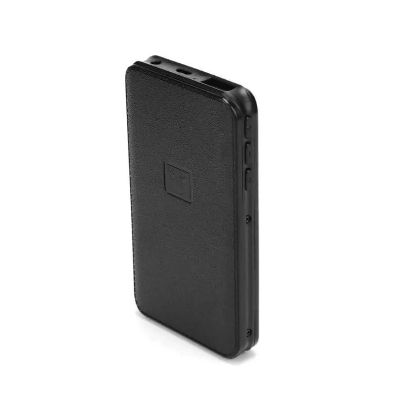 Powerbank-Audiorekorder und MP3-Player mit 8 GB internem Speicher